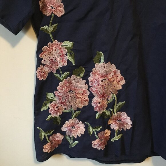 Queen Tunic Floral Embroidered Rhinestone & Rose Buttons Top - Picture 5 of 16